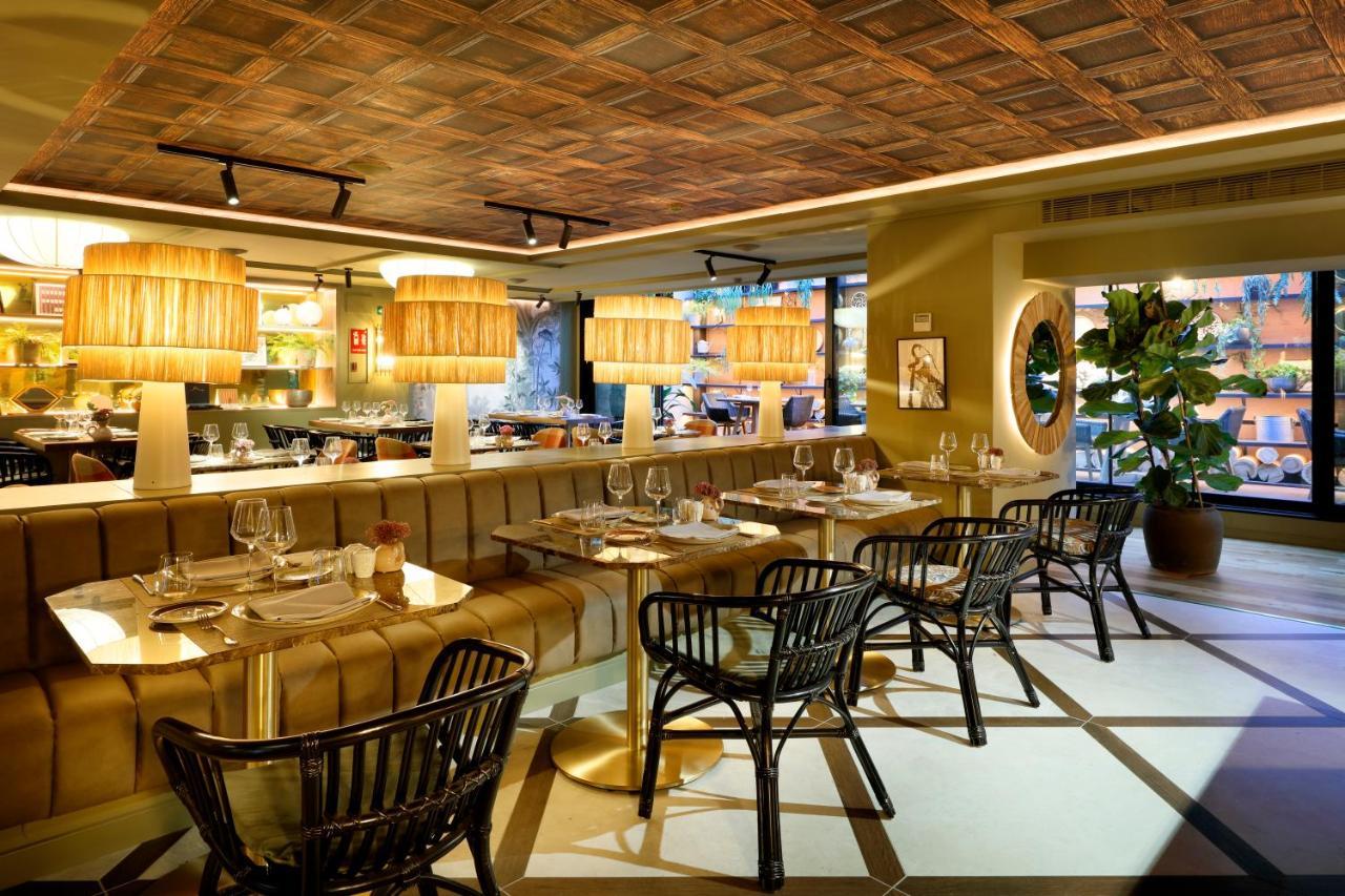 Barceló Oviedo Cervantes Exterior foto Interior of the restaurant